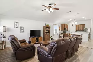 400 Highmeadow Dr, Aubrey, TX 76227 - Photo 16