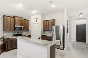 400 Highmeadow Dr, Aubrey, TX 76227 - Photo 8