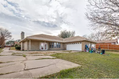 2206 Greenbriar Court, Grand Prairie, TX 75050 - Photo 24