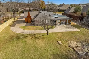 8632 Timber Dr, North Richland Hills, TX 76182 - Photo 10