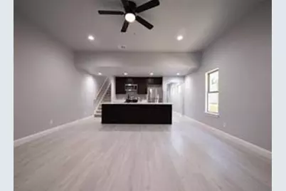 419 W Elm Street, Denison, TX 75020 - Photo 2