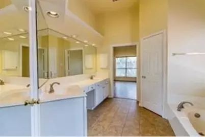 2504 Candlebrook Drive, Flower Mound, TX 75028 - Photo 8