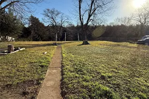 2142 Riverway Dr, Dallas, TX 75227 - Photo 6