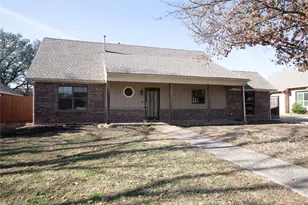 1929 N Lake Trail, Denton, TX 76201 - Photo 2