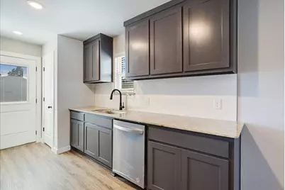 2404 Miller Street, Denison, TX 75020 - Photo 4