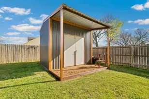 1207 Mary Ann Ct,, Tioga, TX 76271 - Photo 32