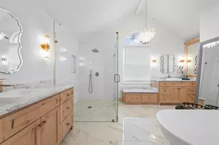 840 Country Ln Dr, McGregor, TX 76657 - Photo 8