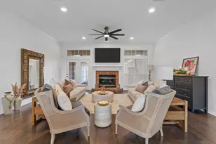 840 Country Ln Dr, McGregor, TX 76657 - Photo 16