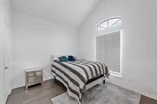 840 Country Ln Dr, McGregor, TX 76657 - Photo 12