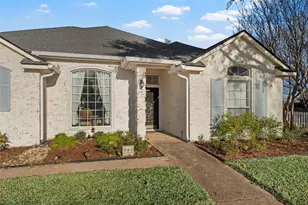 840 Country Ln Dr, McGregor, TX 76657 - Photo 4