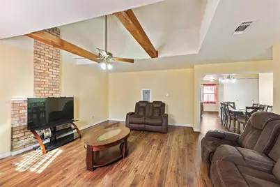 7213 Greenlee Street, Fort Worth, TX 76112 - Photo 4