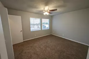 811 N Spears St, Alvarado, TX 76009 - Photo 6