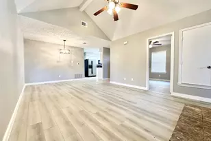 1002 Bull Run, Denton, TX 76209 - Photo 4