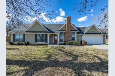 202 S Stratton Street, Decatur, TX 76234 - Photo 2