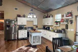 7830 927, Walnut Springs, TX 76690 - Photo 2