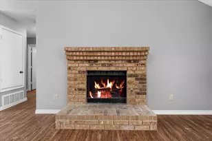 7910 Meadowlark Ln, Rowlett, TX 75088 - Photo 8