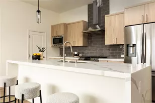 1901 S Harwood St, Dallas, TX 75215 - Photo 4