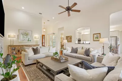 4801 Ridgeview Drive, Waco, TX 76710 - Photo 4