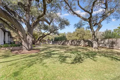 4801 Ridgeview Drive, Waco, TX 76710 - Photo 32