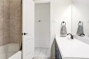 11917 Hassop Ln, Burleson, TX 76028 - Photo 20