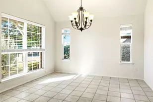 11917 Hassop Ln, Burleson, TX 76028 - Photo 4