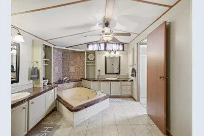 196 S Perch Road, Bowie, TX 76230 - Photo 14