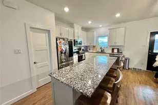 416 Austin St, Callisburg, TX 76240 - Photo 14