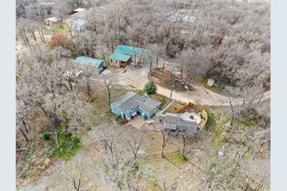 575 County Road 3581, Paradise, TX 76073 - Photo 34