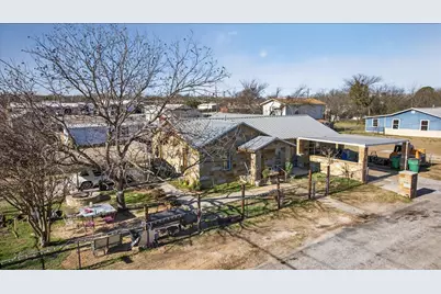 1310 N Estes Street, Stephenville, TX 76401 - Photo 34