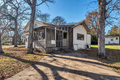 219 Fernwood Drive, Mabank, TX 75156 - Photo 6