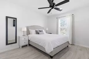 649 Charlotte Ln, Burleson, TX 76028 - Photo 30