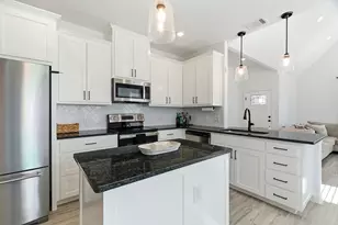 649 Charlotte Ln, Burleson, TX 76028 - Photo 14