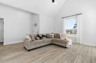 649 Charlotte Ln, Burleson, TX 76028 - Photo 8