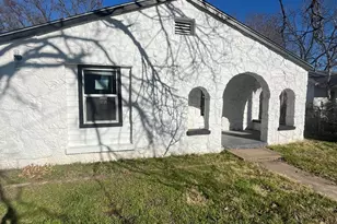 108 N Ash St, Springtown, TX 76082 - Photo 22