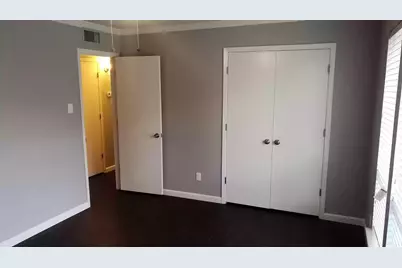 1122 N Center Street, Arlington, TX 76011 - Photo 6