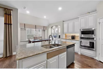 832 Monticello Drive, Burleson, TX 76028 - Photo 30