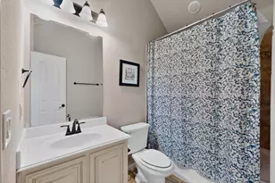 832 Monticello Dr, Burleson, TX 76028 - Photo 18