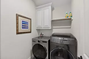 832 Monticello Dr, Burleson, TX 76028 - Photo 8