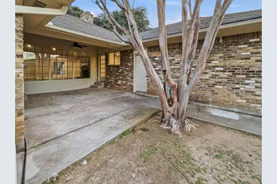 2409 Castle Street, Irving, TX 75038 - Photo 30