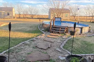 407 Green Acres Dr, Palmer, TX 75152 - Photo 10