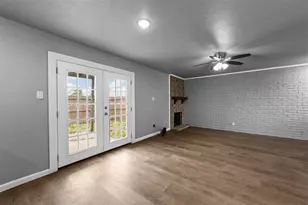 10430 Las Brisas Dr, Dallas, TX 75243 - Photo 4