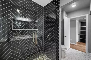 10430 Las Brisas Dr, Dallas, TX 75243 - Photo 8