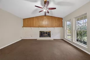 2801 Vancouver St, Irving, TX 75062 - Photo 10