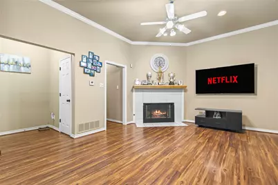 1931 Hearthside Lane, Garland, TX 75044 - Photo 2