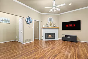 1931 Hearthside Ln, Garland, TX 75044 - Photo 2