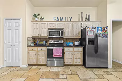 1931 Hearthside Lane, Garland, TX 75044 - Photo 8