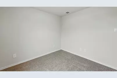 3925 Oakcrest Lane, Princeton, TX 75407 - Photo 10