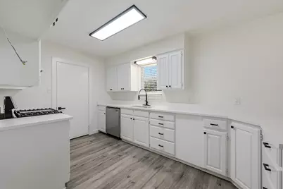 1915 Nevada Street, Denton, TX 76209 - Photo 4