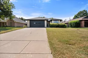 1314 Hyde Park Blvd, Cleburne, TX 76033 - Photo 30