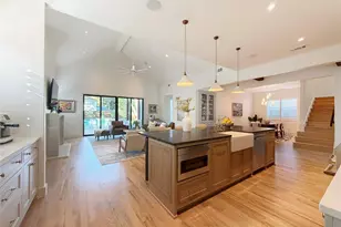 6537 Trammel Dr, Dallas, TX 75214 - Photo 10